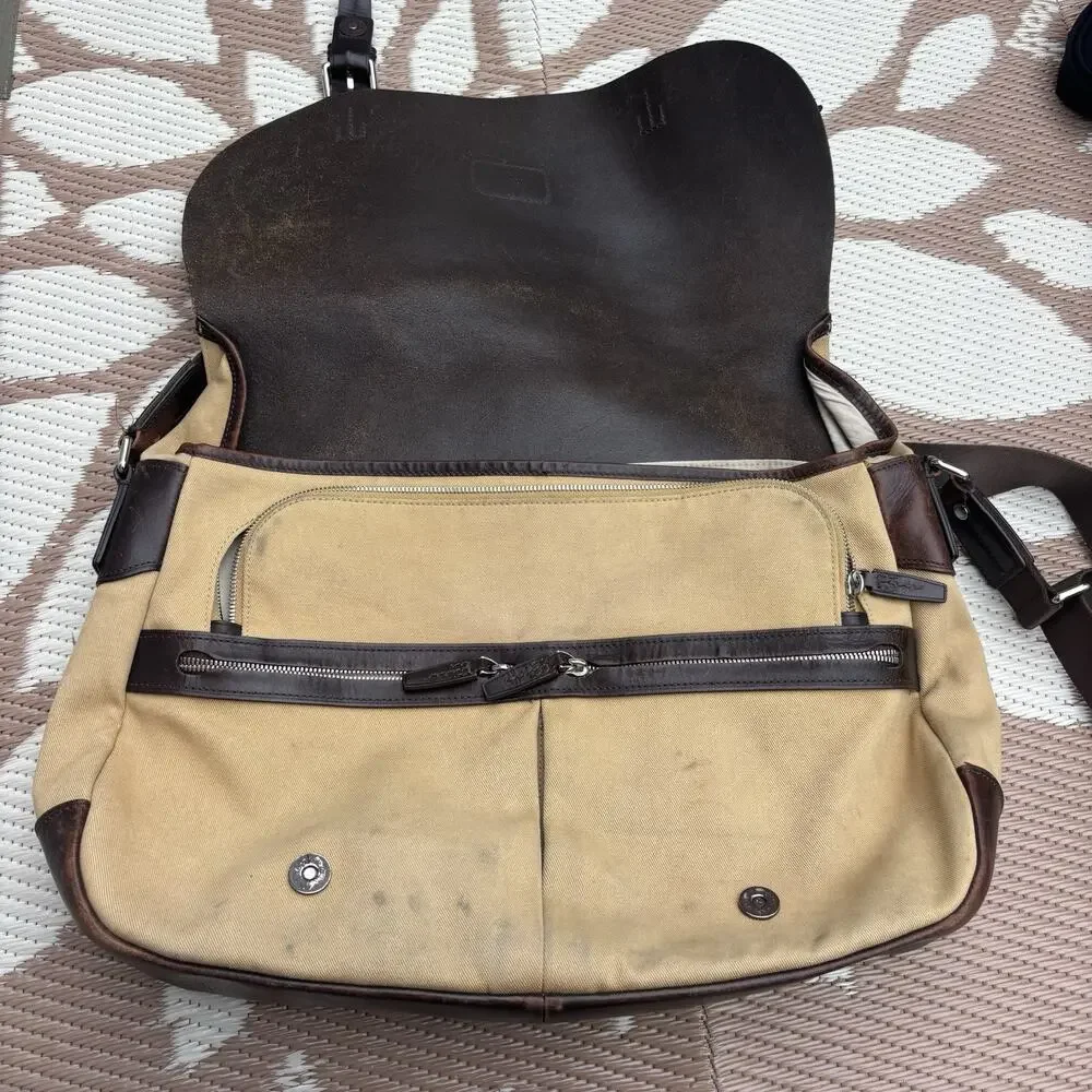 Vintage TUMI TownHouse Wilton Messenger Bag Khaki Leather Canvas 24270KH Worn
